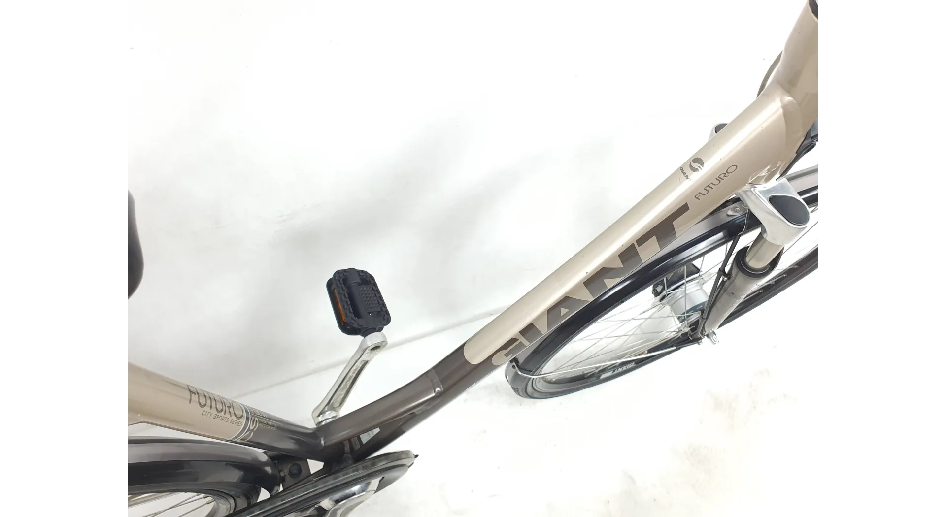 Giant Futuro 28'', Nexus 7, rower holenderski