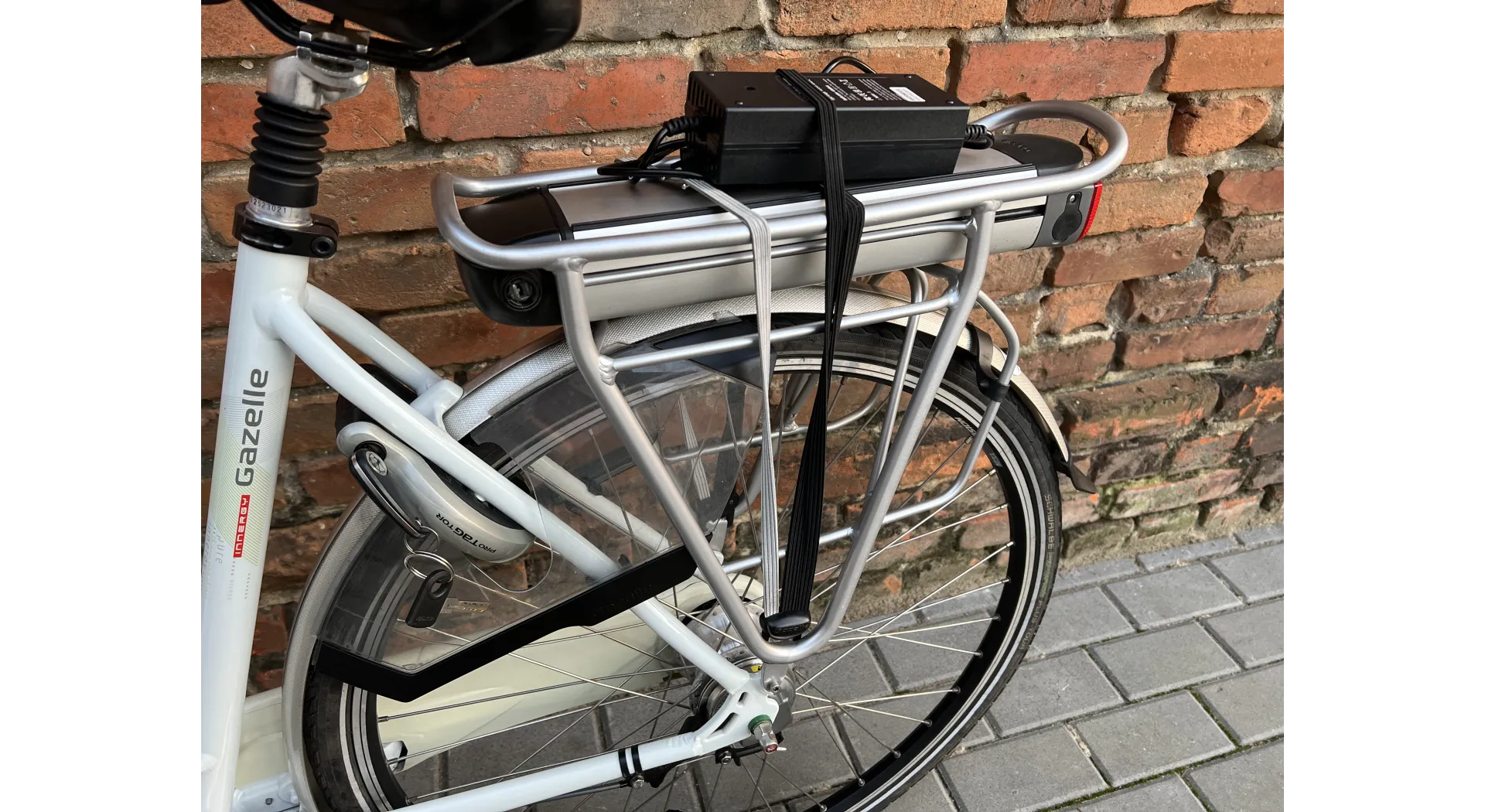 Gazelle Orange Innergy 28'', rower holenderski, Nexus 7