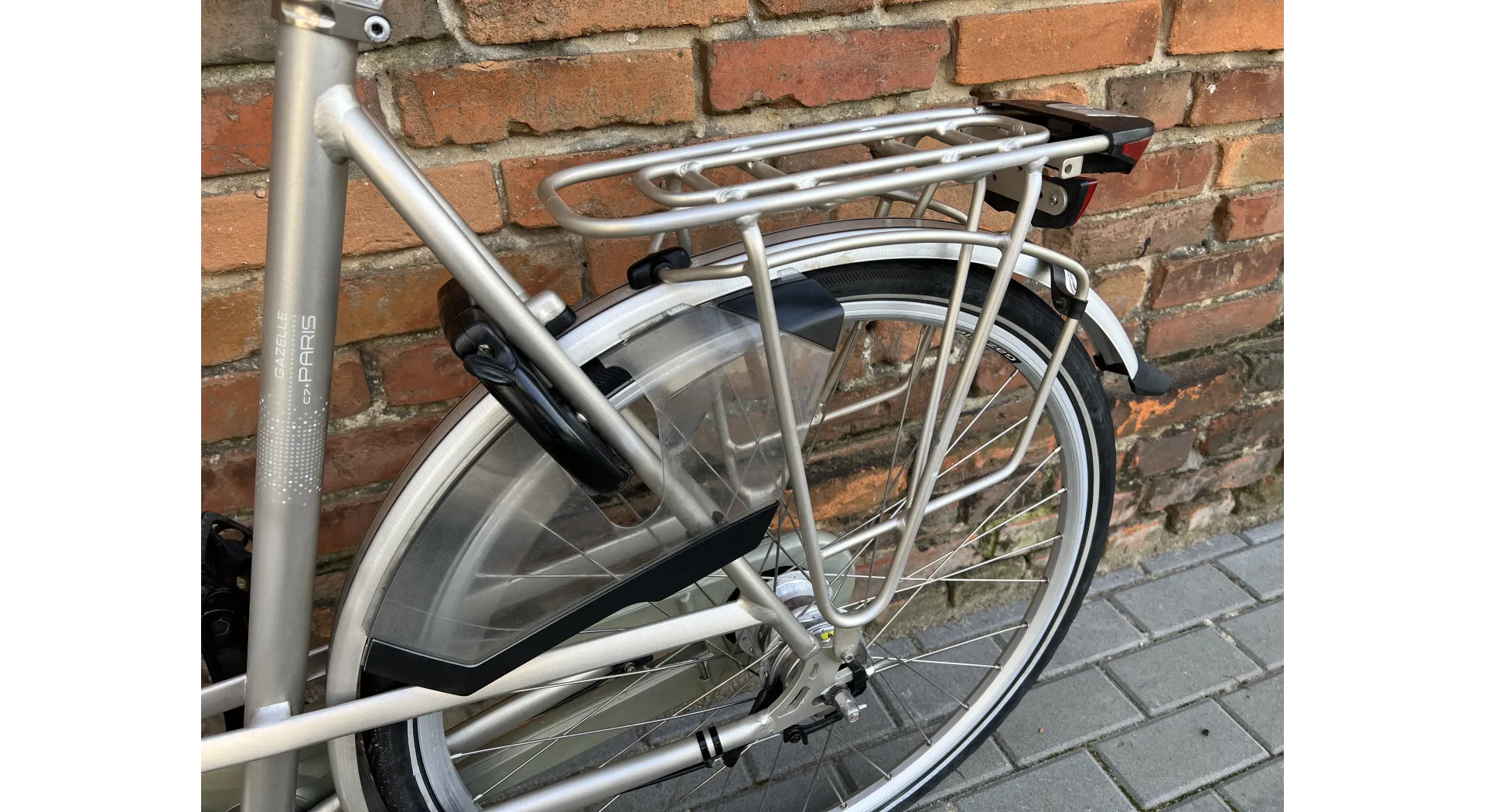 Gazelle Paris 28'', Nexus 7, rower holenderski