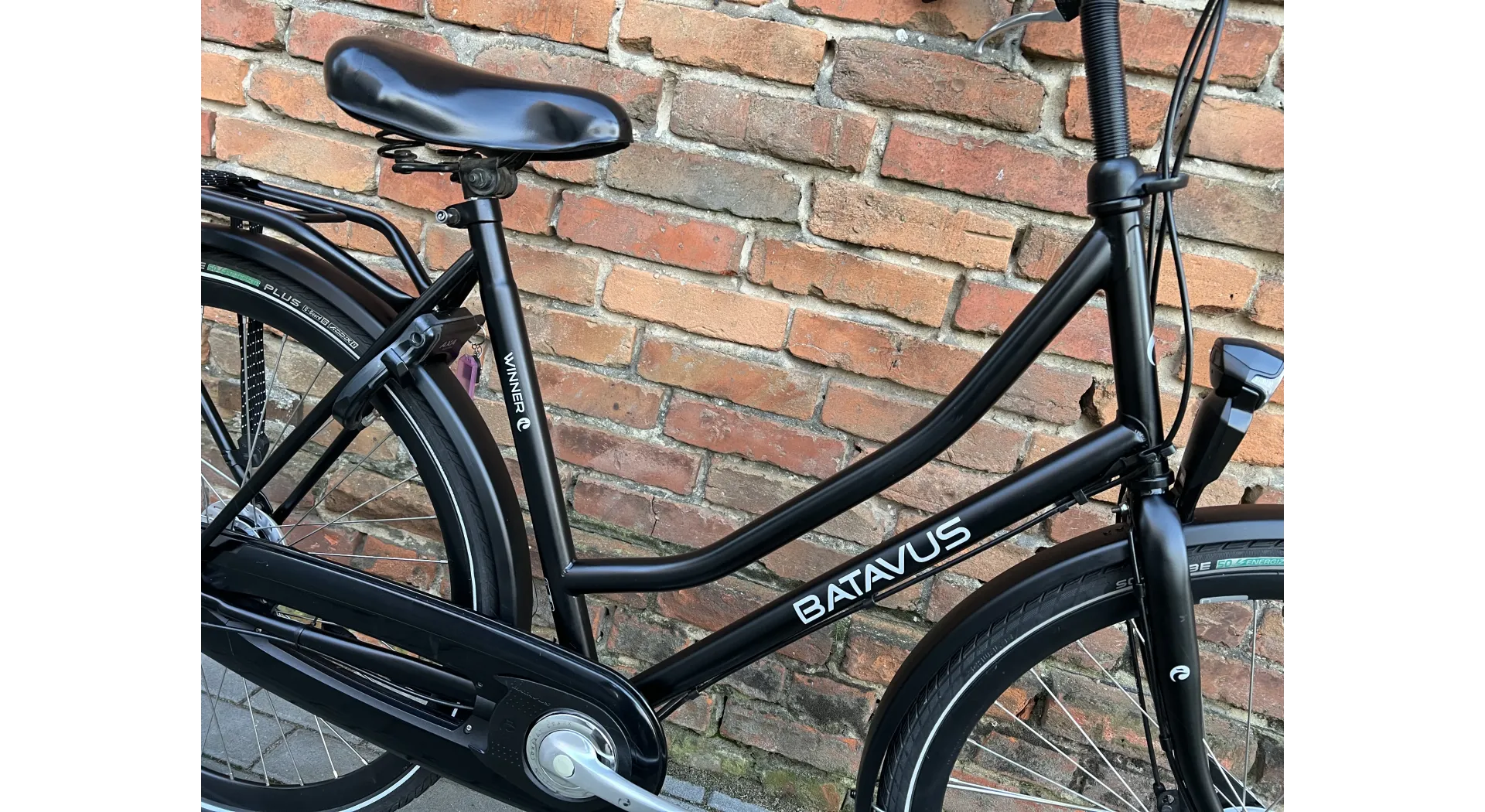 Batavus Winner 28'' rower holenderski, Nexus 3