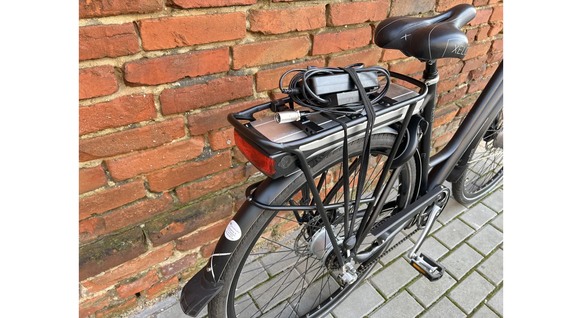 Multicycle Xelo 28'', Nexus 8, rower elektryczny, holenderski