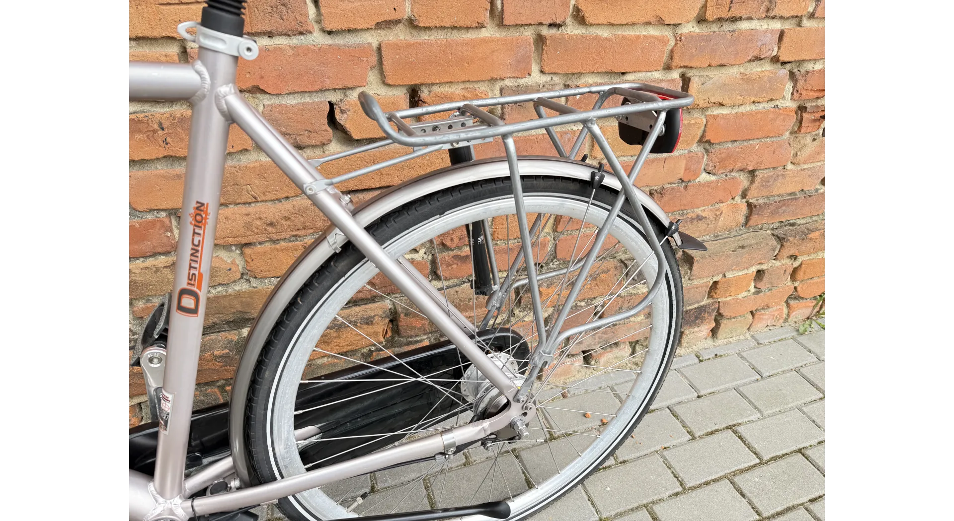 Montego Distincion 28'', Nexus 7, rower holenderski