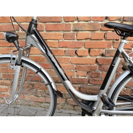 Cross Trendy 28'', rower holenderski, miejski, Nexus 3