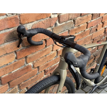 Merida SILEX 400 Oak/Bork rozmiar S – gravel Shimano GRX 2x10, karbonowy widelec