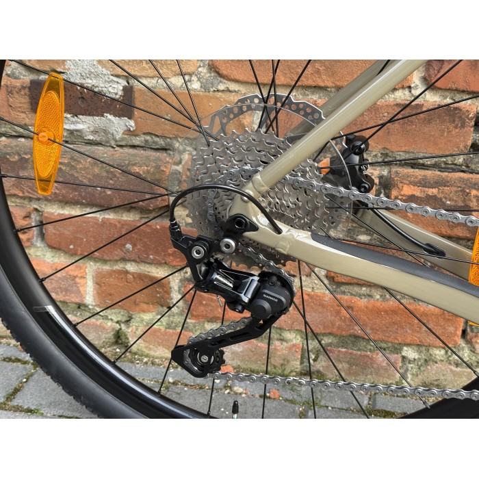 Merida SILEX 400 Oak/Bork rozmiar S – gravel Shimano GRX 2x10, karbonowy widelec