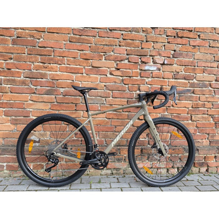 Merida SILEX 400 Oak/Bork rozmiar S – gravel Shimano GRX 2x10, karbonowy widelec