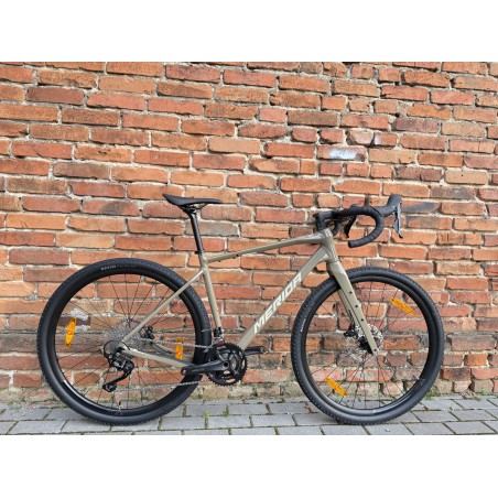 Merida SILEX 400 Oak/Bork rozmiar S – gravel Shimano GRX 2x10, karbonowy widelec
