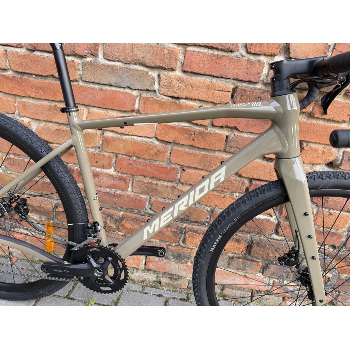 Merida SILEX 400 Oak/Bork rozmiar S – gravel Shimano GRX 2x10, karbonowy widelec