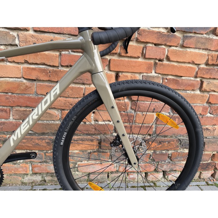 Merida SILEX 400 Oak/Bork rozmiar S – gravel Shimano GRX 2x10, karbonowy widelec