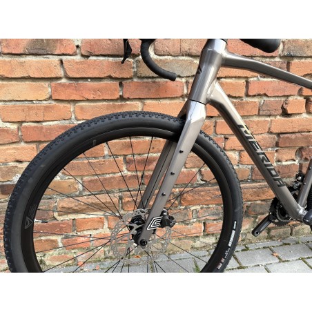 Merida SILEX 400 Warm Slate Grey rozmiar M – gravel Shimano GRX 2x10, karbonowy widelec