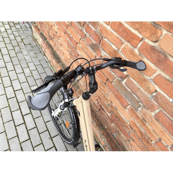 M-BIKE FREEWAY 9300 45 cm – damski rower trekkingowy, Alivio 3x9, hydraulika, szampański