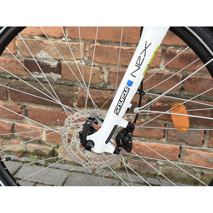 M-BIKE FREEWAY 9300 45 cm – damski rower trekkingowy, Alivio 3x9, hydraulika, szampański