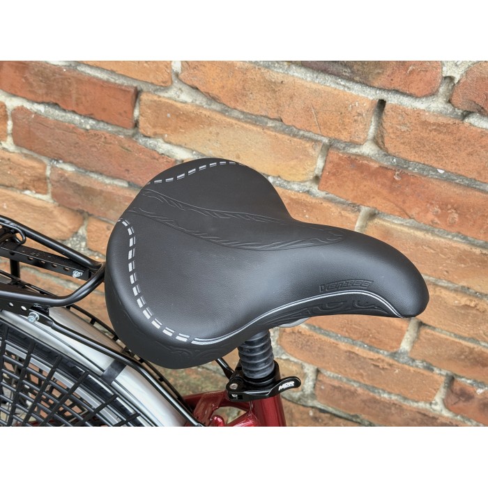 MAJDLLER MADERA 8.3 28" – rower miejski Nexus 3, amortyzator, dynamo, czerwony połysk