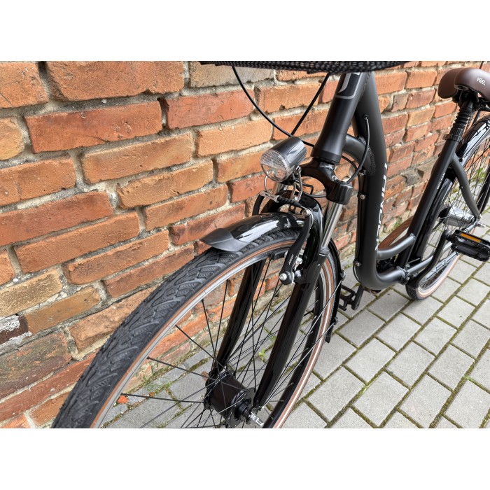 Tander Belami 28" – rower miejski Nexus 7, amortyzator, dynamo w piaście + koszyk
