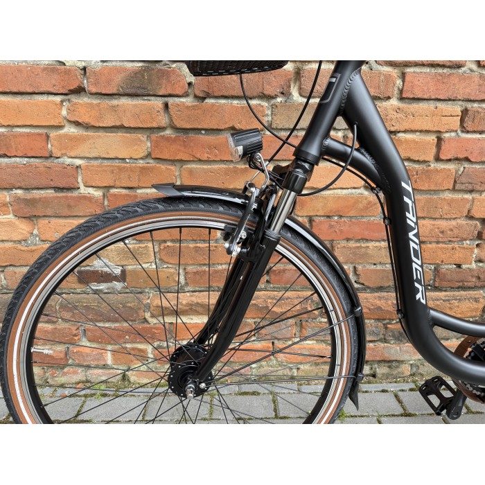 Tander Belami 28" – rower miejski Nexus 7, amortyzator, dynamo w piaście + koszyk