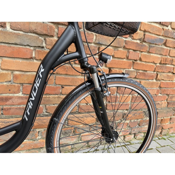 Tander Belami 28" – rower miejski Nexus 7, amortyzator, dynamo w piaście + koszyk